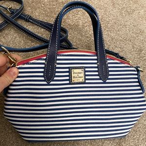 Dooney & Bourke crossbody bag